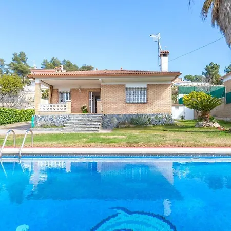 Villa Villa- Fina